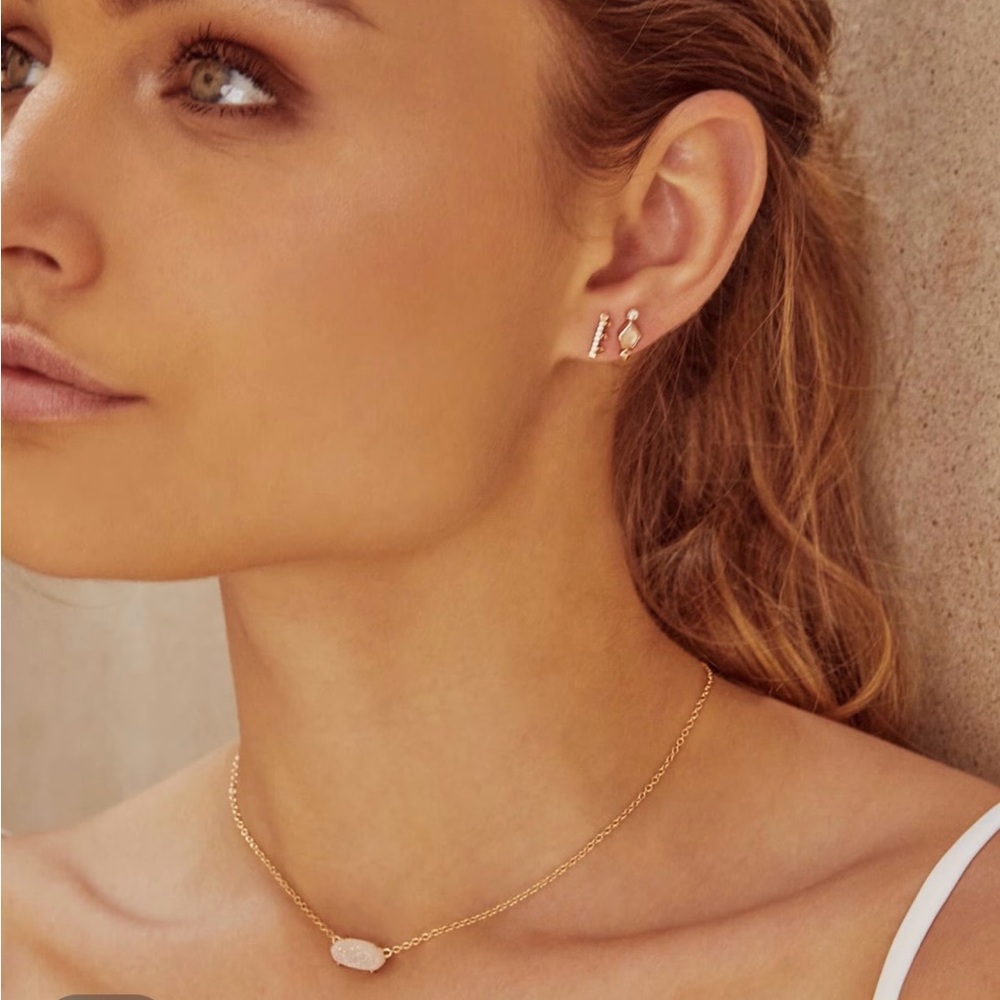 Kendra Scott Silver EVER Necklace - Picture 6 of 7